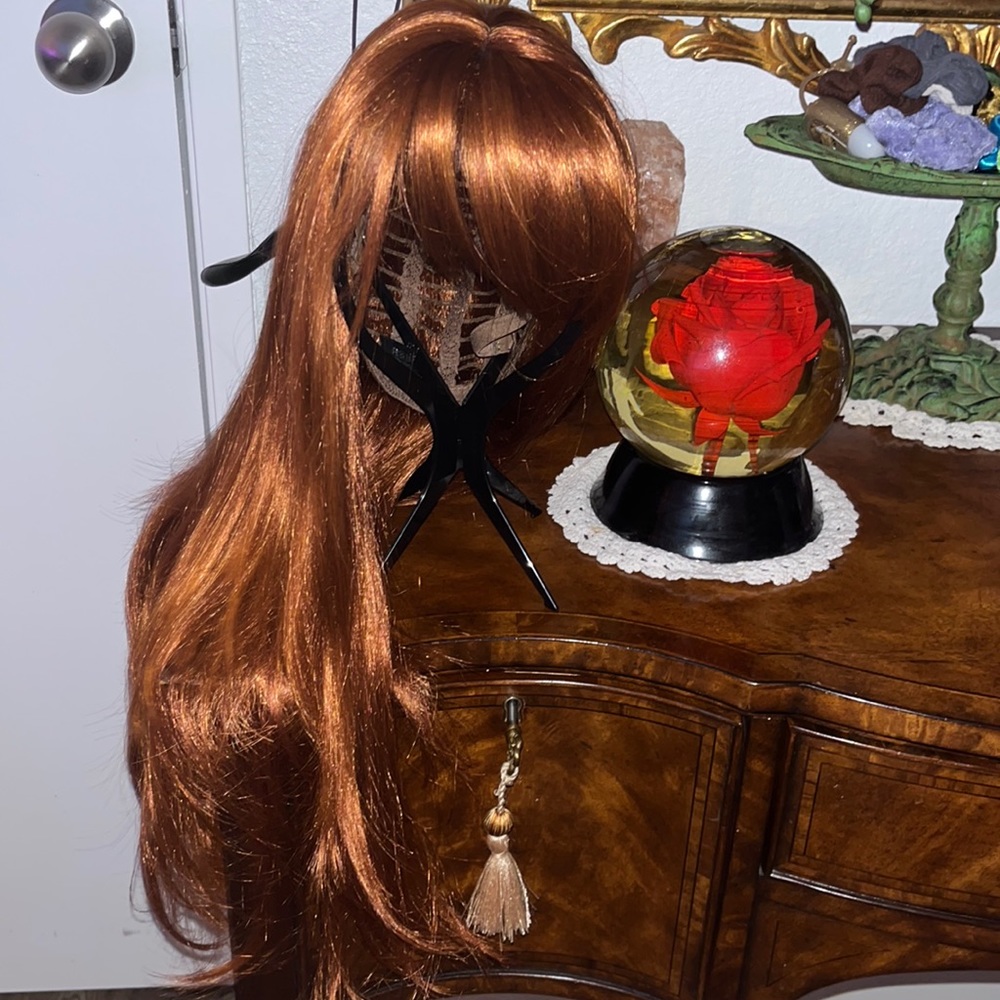 R&B Collection Wig - Picture 2 of 8
